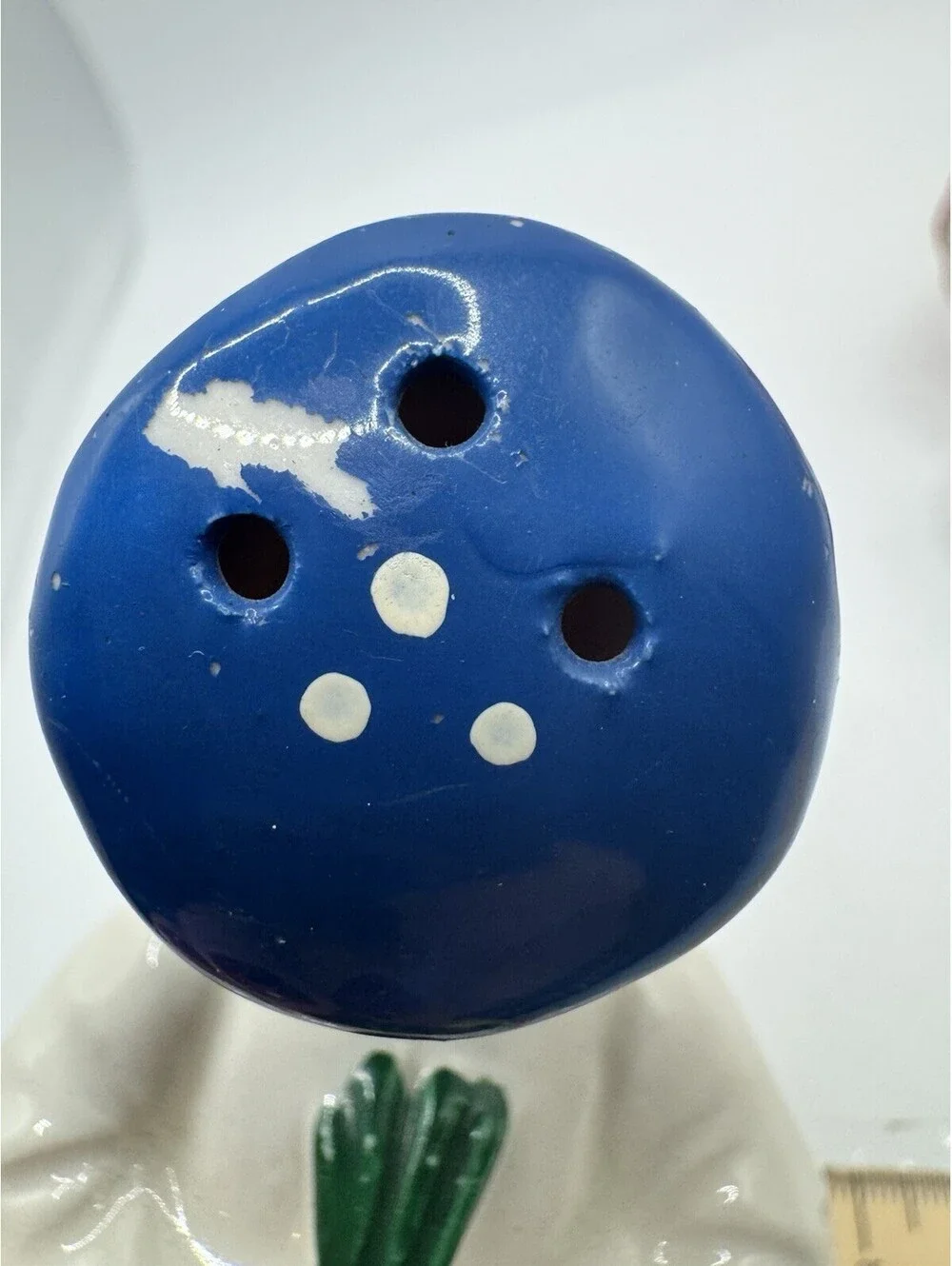 Vintage Salt and Pepper Shakers ~ Kissing Dutch Boy and Girl Japan - Red & Blue